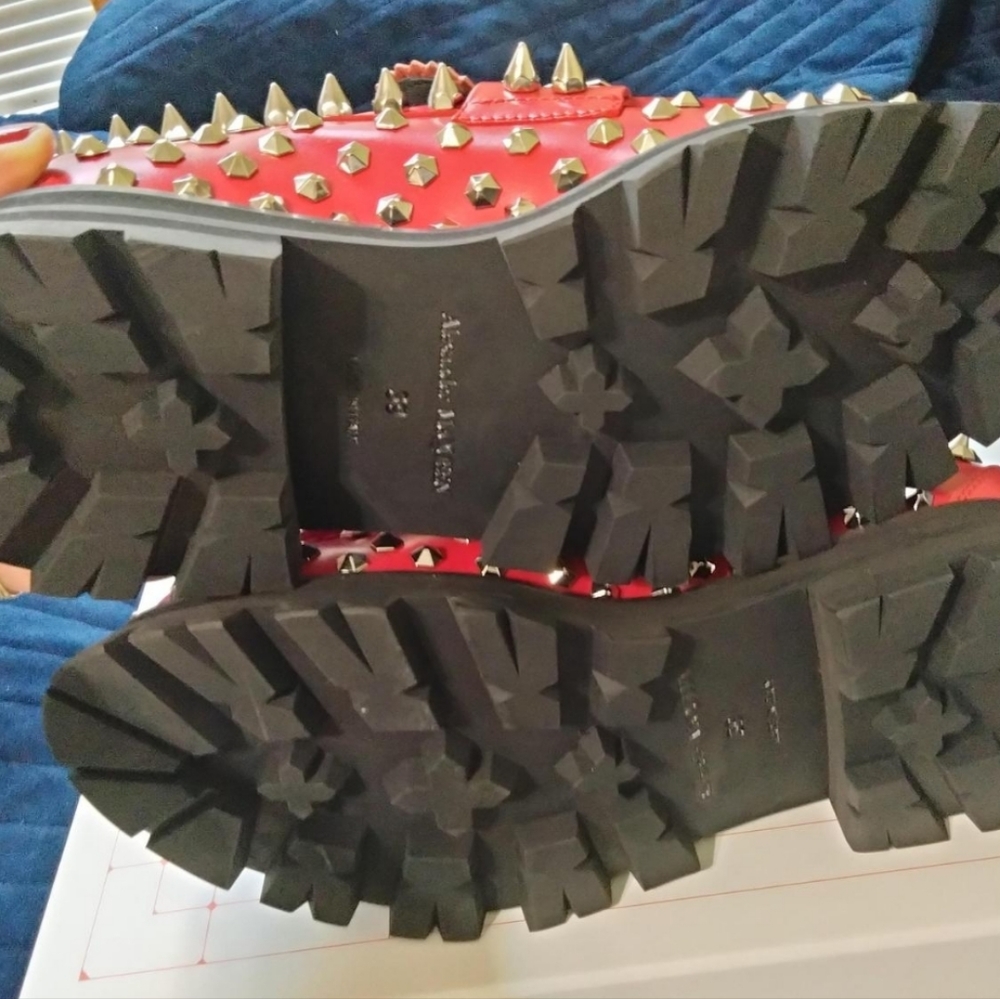 MCQUEEN SPIKY LOAFER - Picture 4 of 4
